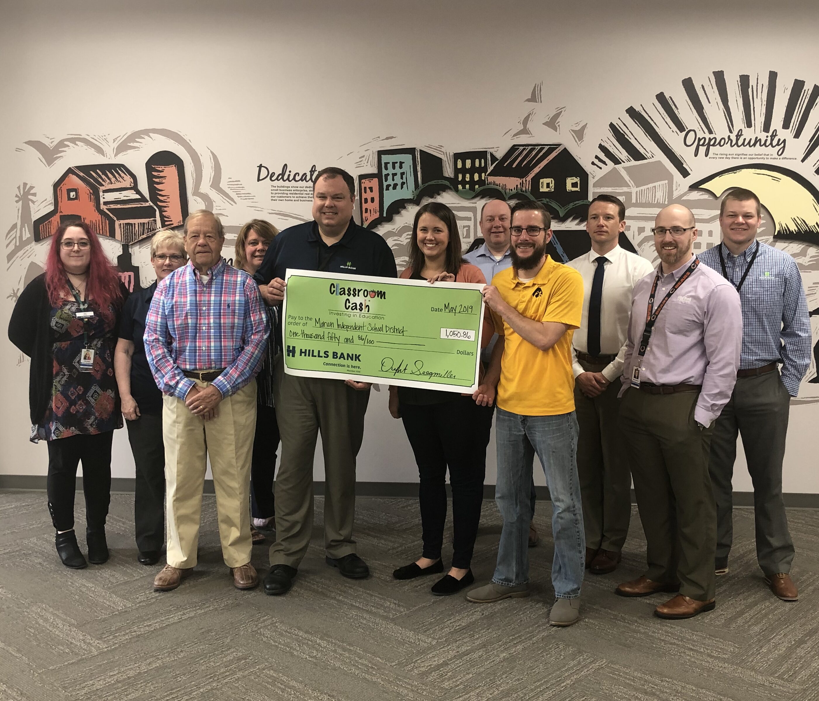 From Classroom To Cash: Missouri Teacher's Million-Dollar OnlyFans Story!
