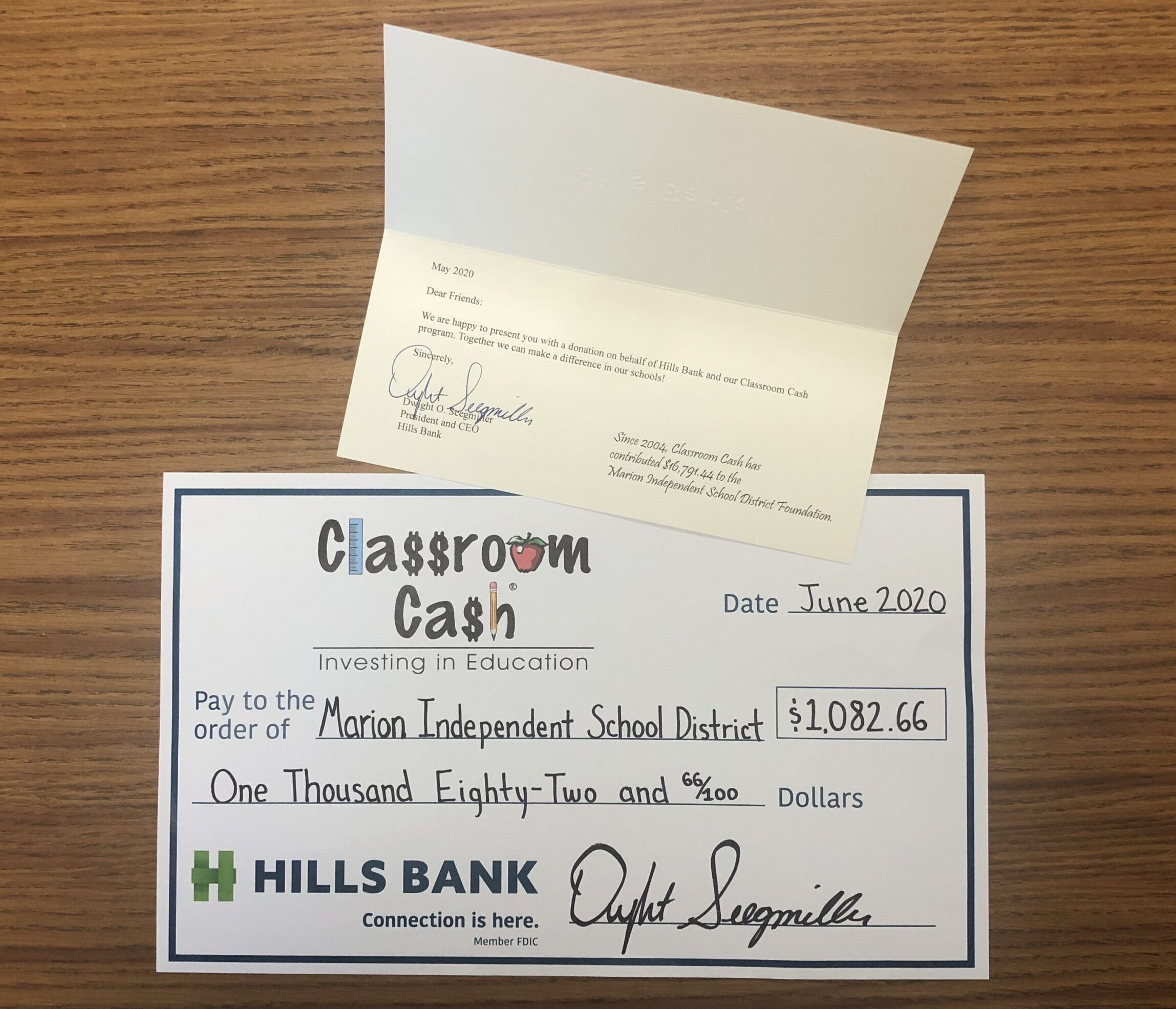 Hills Bank Awards Classroom Cash Marion Foundation